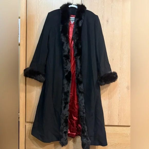 Marvin Richards Black and Red Fox Fur-Trimmed Coat - Picture 1 of 9